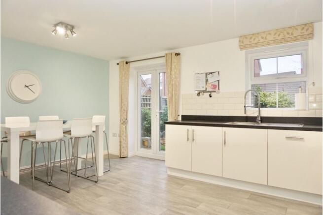 Kitchen/Breakfast