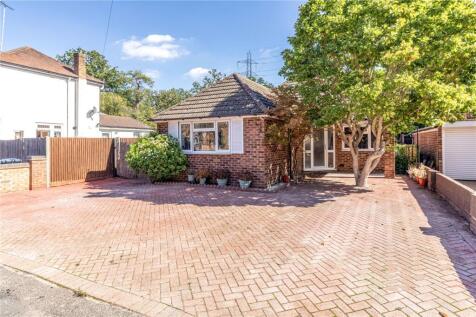 Common Lane, New Haw, Addlestone, Surrey, KT15