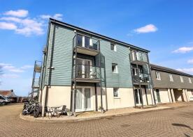 22, Whym Kibbal Court, Redruth TR15 2FH