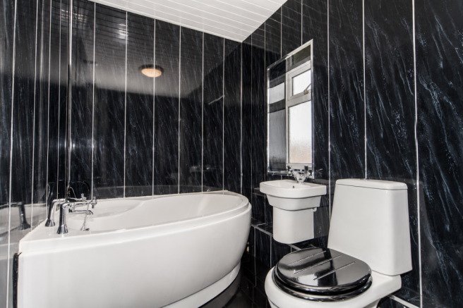 3 bed Semi-Detached for sale Image 10