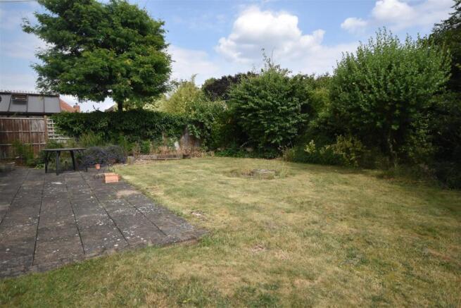 Rear Garden (2).JPG