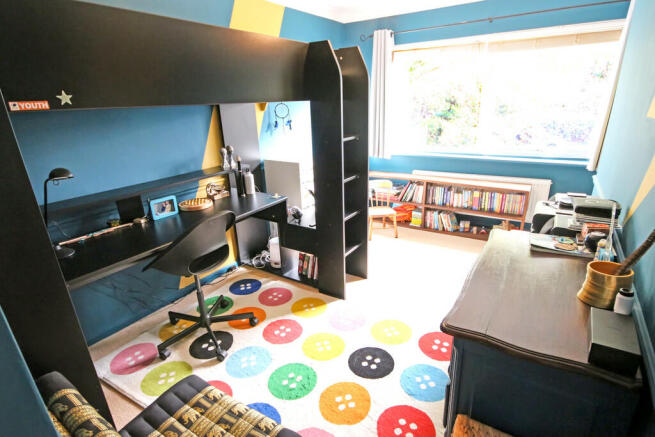 Photo 12