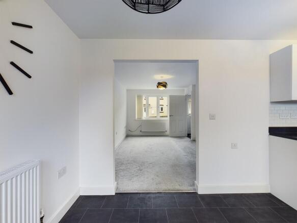 Lamphouse Way, Stafford photo 5