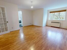 19, Vanderville Gardens, East Finchley, London N2 8HU