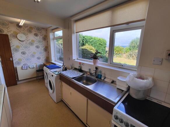 3 bed Detached for sale Image 11
