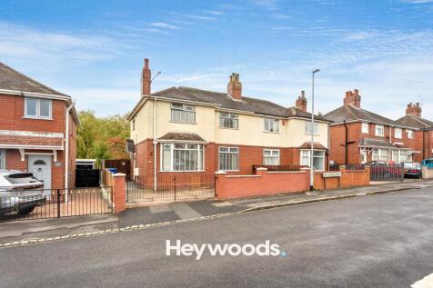 Hollinshead Avenue, Newcastle, ST5