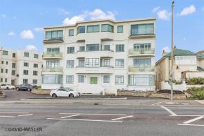 9, Teynham House, Marine Drive, Saltdean, Brighton BN2 8LZ