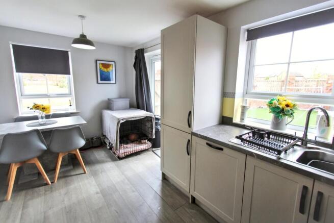 3 bed Semi-Detached for sale Image 5