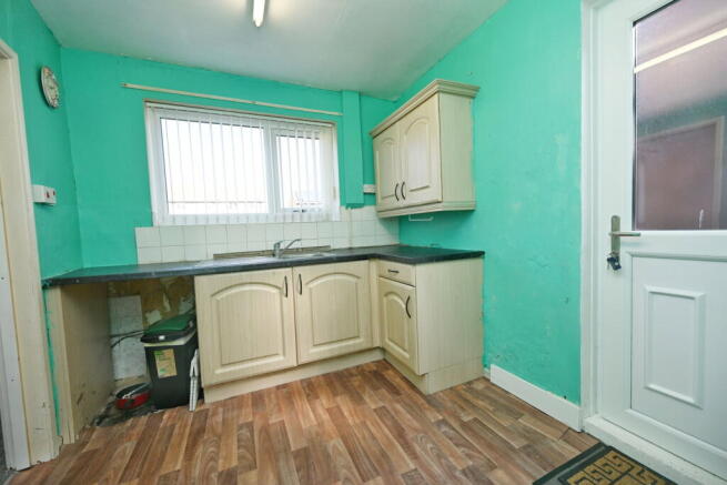 2 bed Semi-Detached for sale Image 7