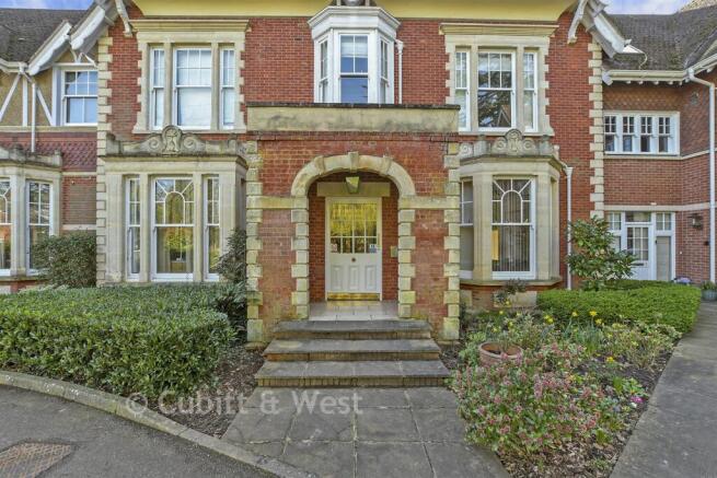 External Lifestyle Photograph