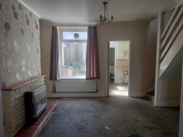 58 de winton terrace lounge.jpg