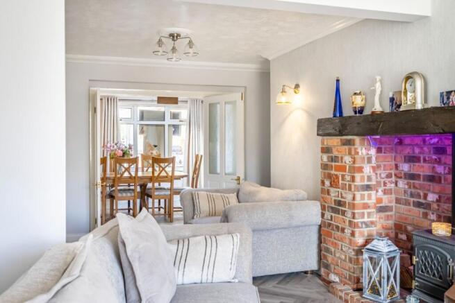 5 bed Semi-Detached for sale Image 9