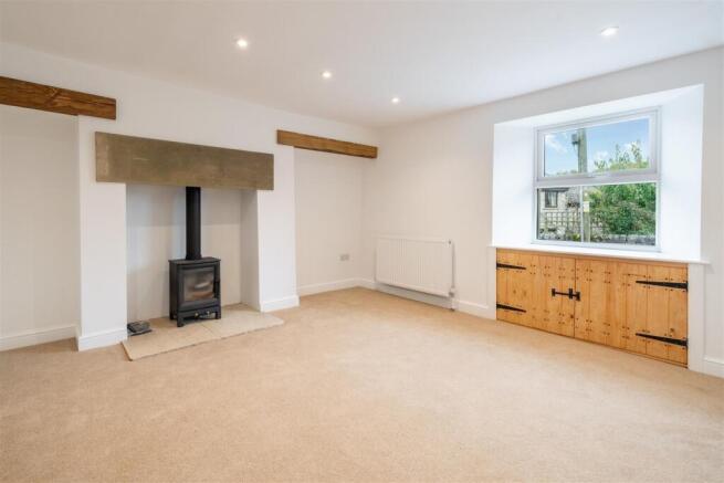 Living Room-2.jpg