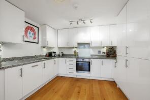 Flat 20, 17 Chesworth Court, Fulneck Place, London E1 3FB