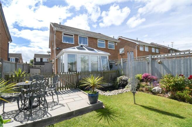 Rothbury Close, Moreton, Wirral photo 4