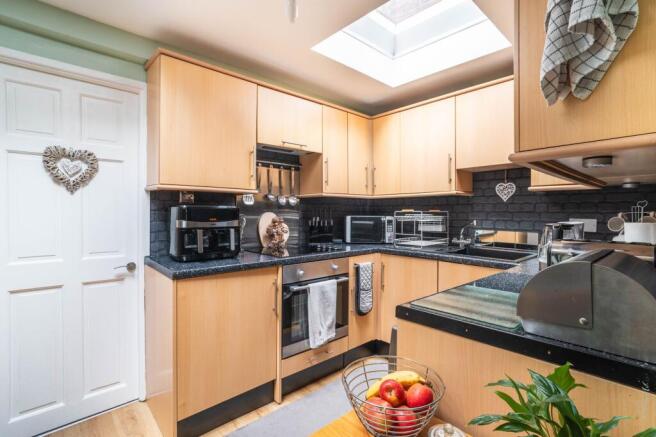 1 bed Terraced for sale Image 8