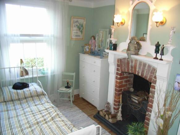Photo 8