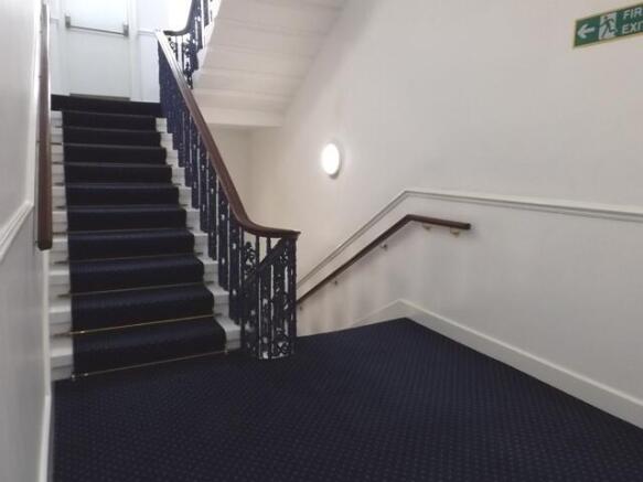 1 bed Apartment to rent Image 6