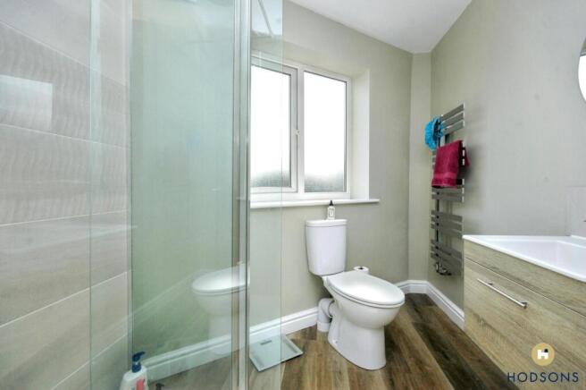 3 bed Detached Bungalow for sale Image 11