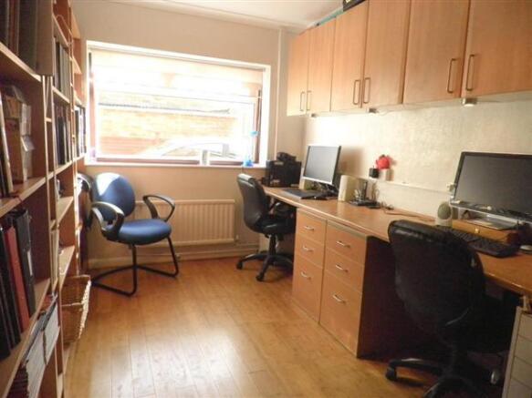Photo 6