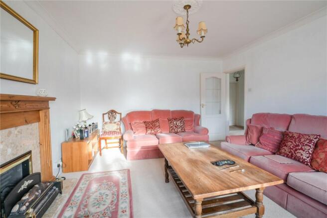 Living Room (2)