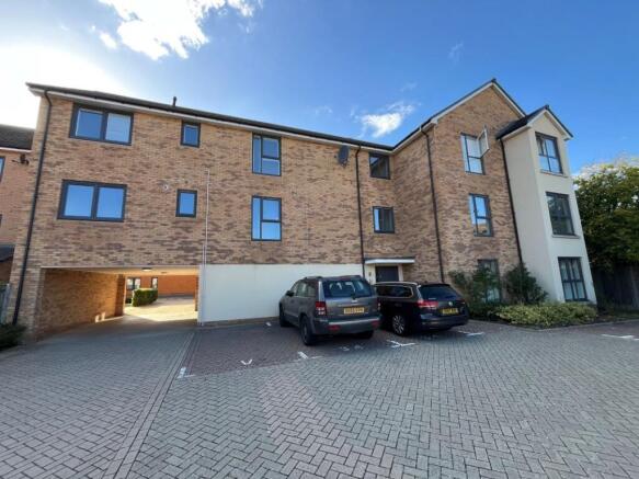 2-bed flat on 73 St. Johns Close, Peterborough, Cambridgeshire, PE3 6GZ, £100,000