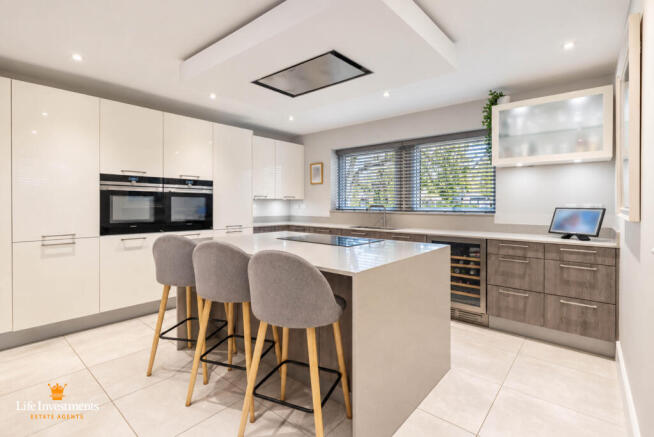 Kitchen-Dining-Family Room