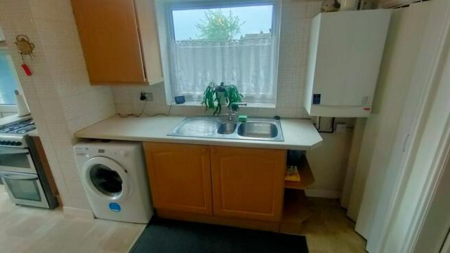 Ash Close, Summerhill, Wrexham, LL11 photo 4