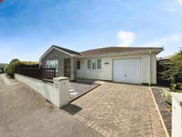 Sunny Villa, Albertus Gardens, Hayle TR27 4JB