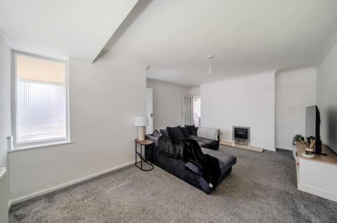 3 bed Semi-Detached Bungalow for sale Image 8