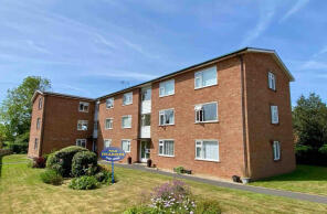 2, New Court, Strides Lane, Ringwood BH24 1EE