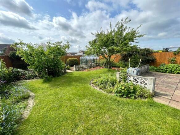 49 spalding rd garden.jpg
