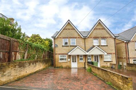 Smithards Lane, Cowes, Isle of Wight, PO31