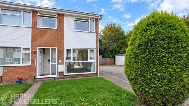 2-bed terraced on Park Close, Nottingham, Nottinghamshire, NG3, £190,000