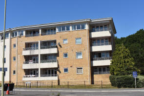 16, Arbour Court, Fareham PO15 7FG