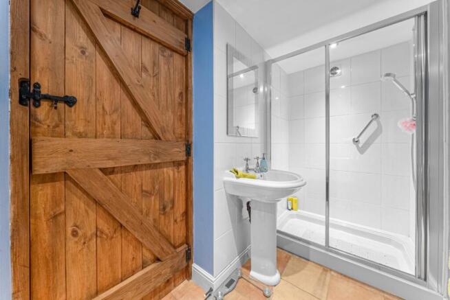 2 bed Detached for sale Image 9