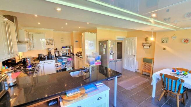 Open Plan Kitchen + Dining Room