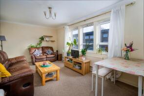 5, Queen Margaret's Court, Queen Margaret's Grove, London N1 4QB