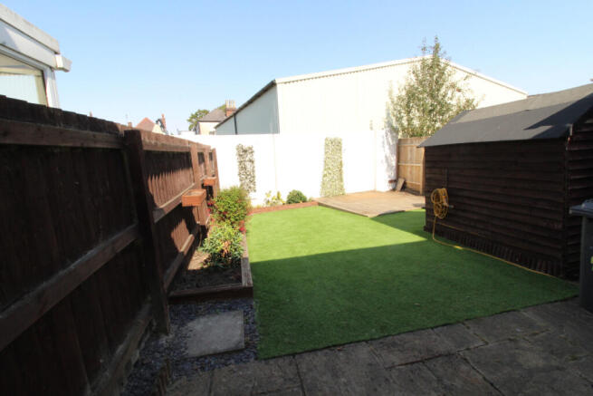 3 bed Semi-Detached for sale Image 9
