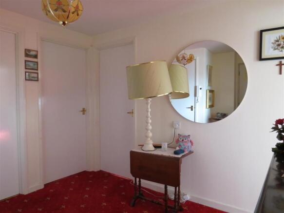 Entrance Hallway: