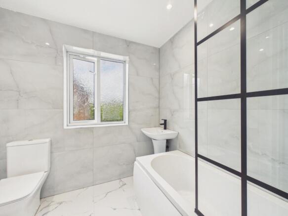 2 bed Semi-Detached for sale Image 11
