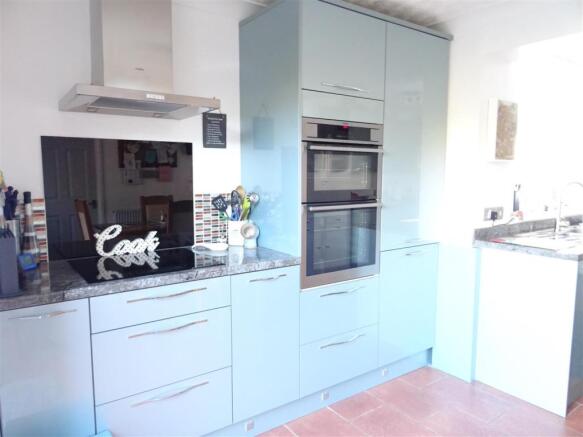 Extended Dining Kitchen