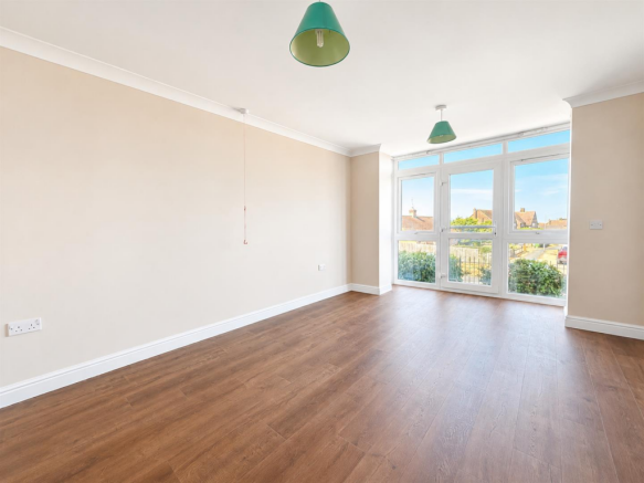 Lounge / Dining Room