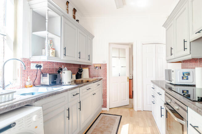 3 bed Semi-Detached for sale Image 10