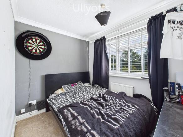 4 bed Detached for sale Image 10