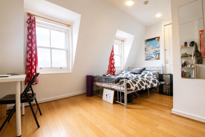 Room 1 (2)