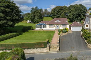 3, Burnedge Lane, Oldham OL4 4EA