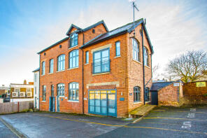 Flat 3, Bryant Court, Moreton Road, Buckingham MK18 1LA