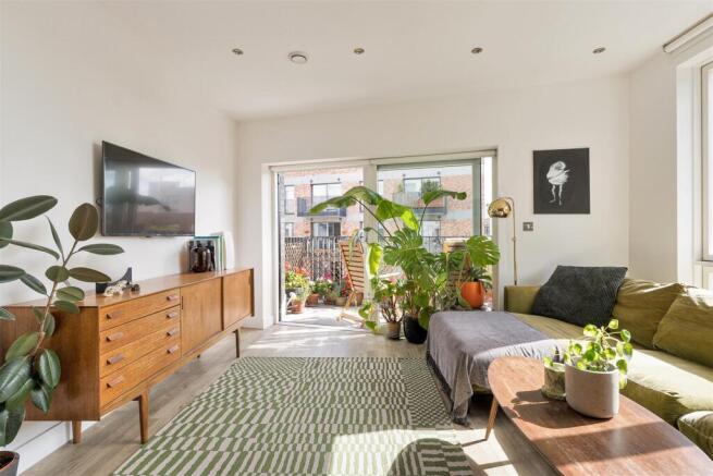 Rookwood Way, E3