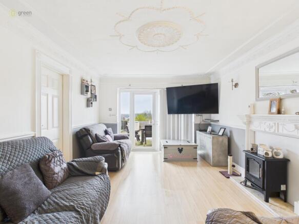 cam05591g0pr0129still004